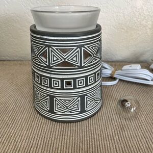 Scentsy warmer